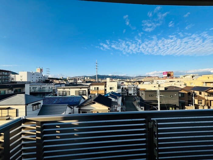 物件内観写真15　(室内からの展望)