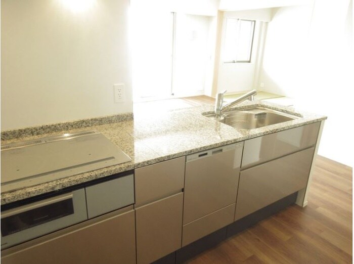 物件内観写真3　(キッチン)