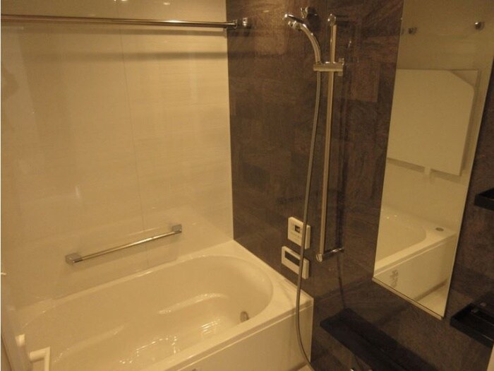 物件内観写真4　(バス／シャワールーム等)