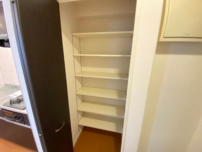 物件内観写真18　(靴箱)