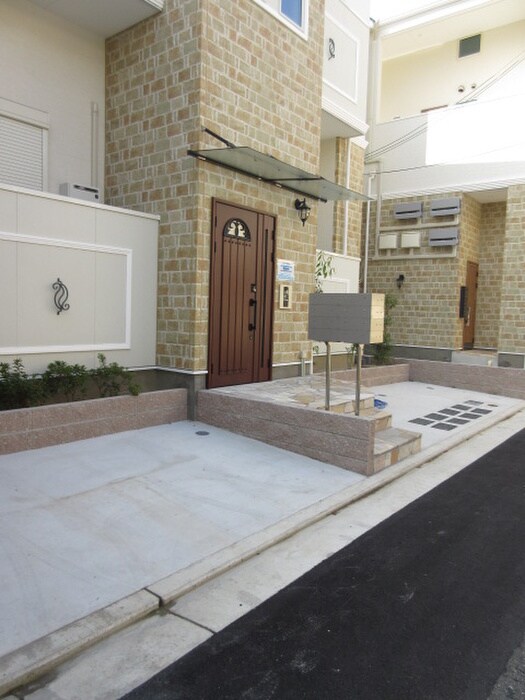 物件外観写真4　(外観写真)