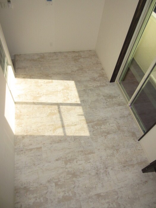 物件内観写真10　(内観写真)