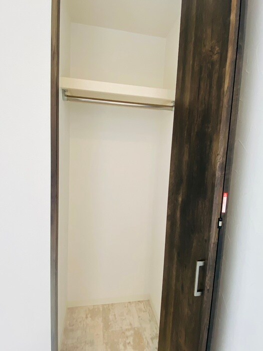 物件内観写真13　(収納)