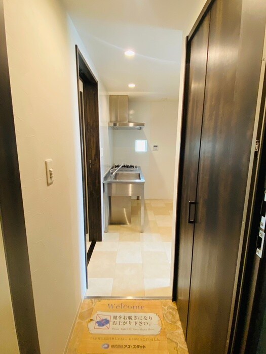 物件内観写真15　(玄関)