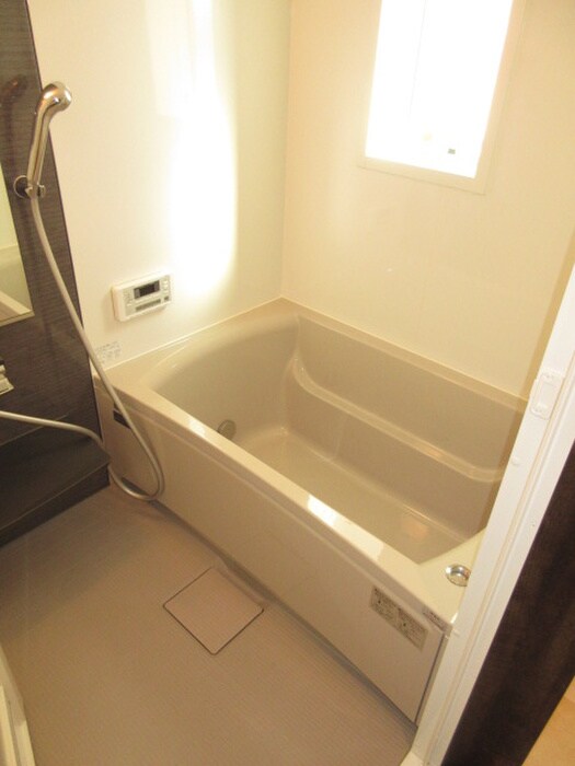 物件内観写真16　(バス／シャワールーム等)