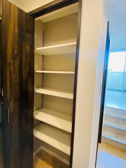 物件内観写真16　(靴箱)