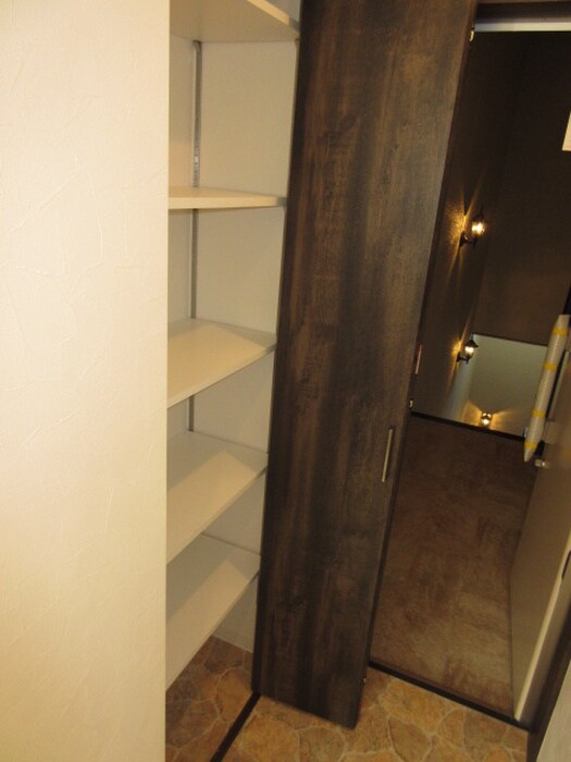 物件内観写真17　(靴箱)