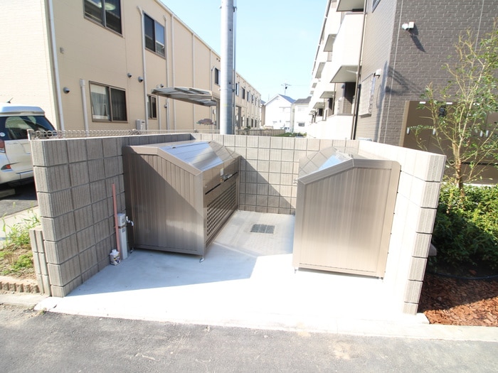 物件外観写真4　(建物設備)