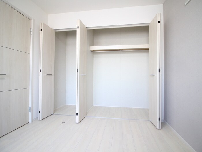 物件内観写真11　(収納)