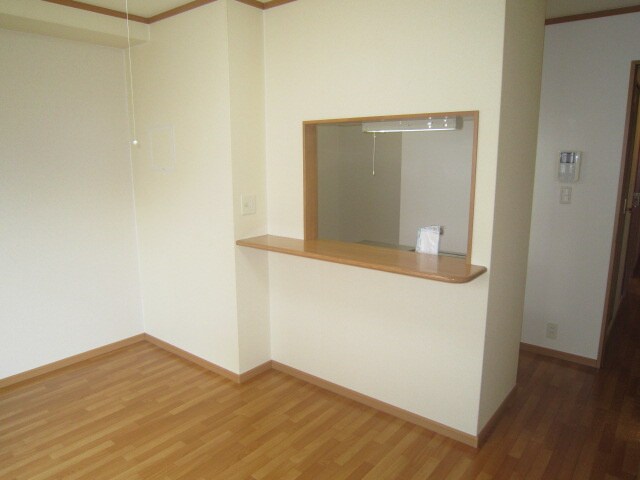 物件内観写真8　(内観写真)