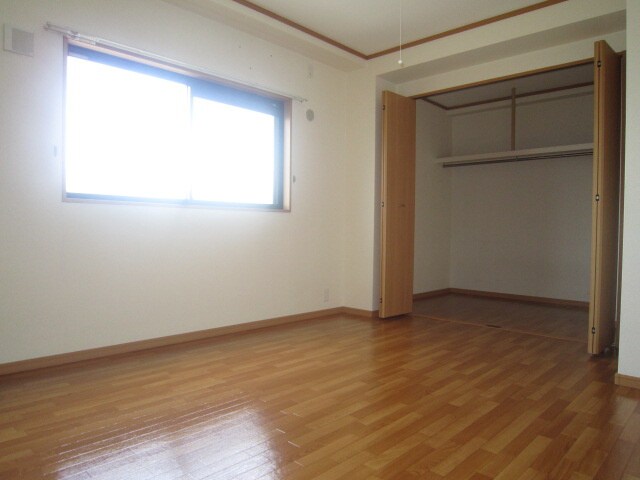 物件内観写真9　(収納)