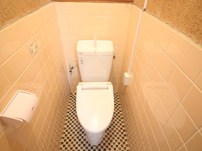物件内観写真13　(トイレ)