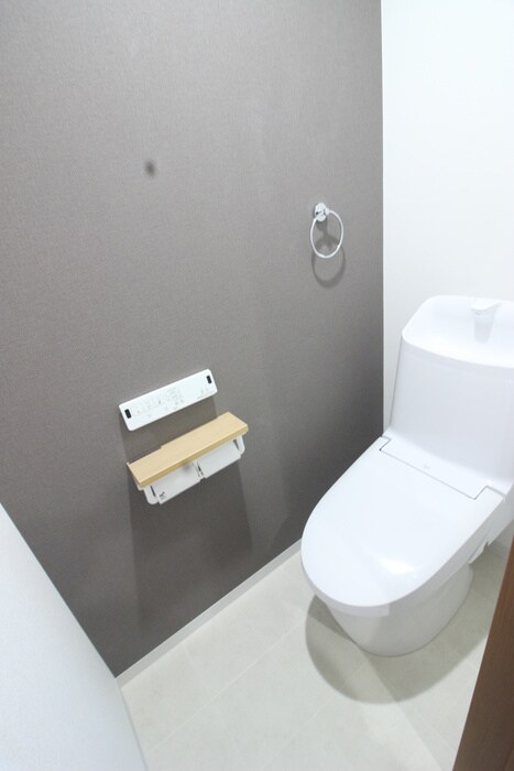 物件内観写真16　(トイレ)