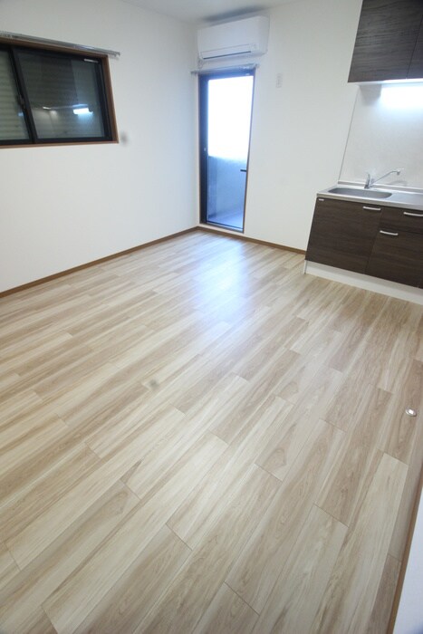 物件内観写真19　(居室)