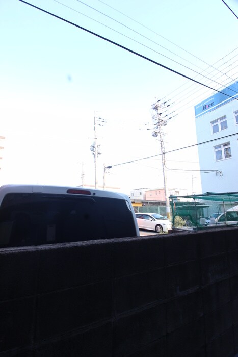 物件内観写真21　(室内からの展望)