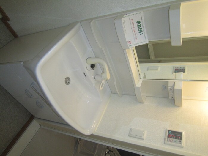 物件内観写真7　(洗面)