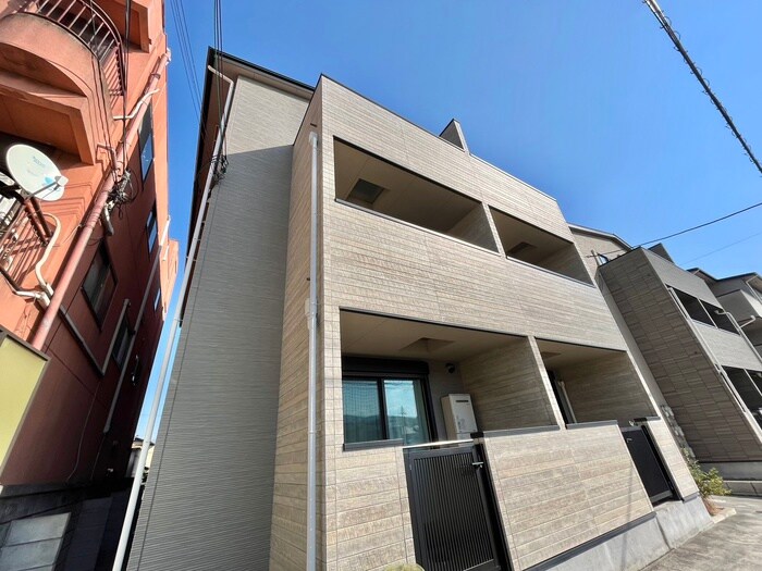 物件外観写真2　(外観写真)