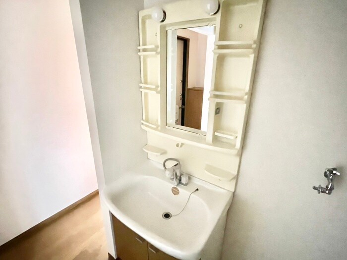 物件内観写真14　(洗面)