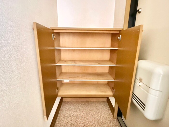 物件内観写真19　(靴箱)