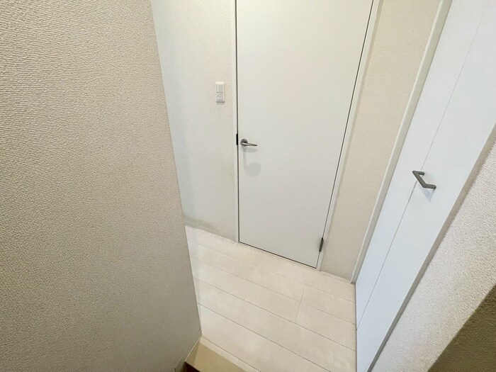 物件内観写真18　(廊下)