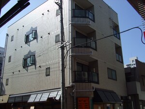 ウイングバンハイム外観写真