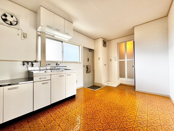 物件内観写真5　(居室)