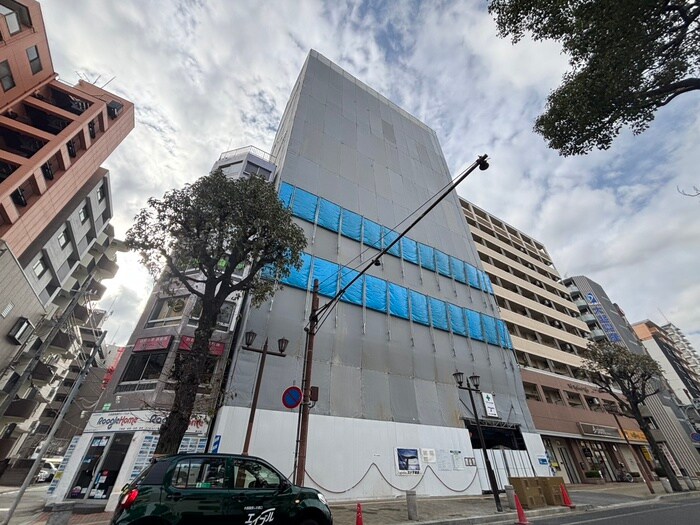 物件外観写真1　(建築中)