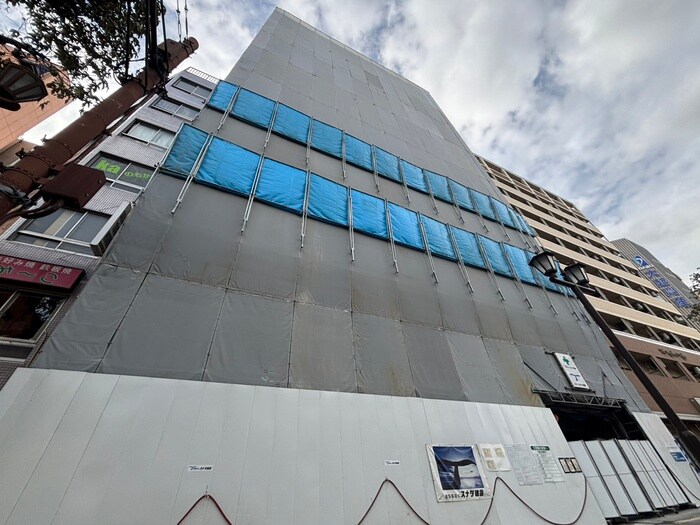 物件外観写真5　(建築中)