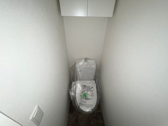 物件内観写真14　(トイレ)