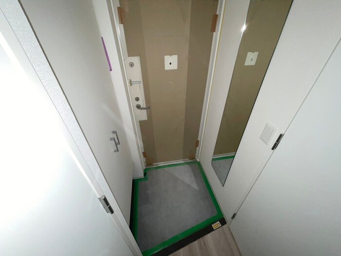 物件内観写真17　(玄関)