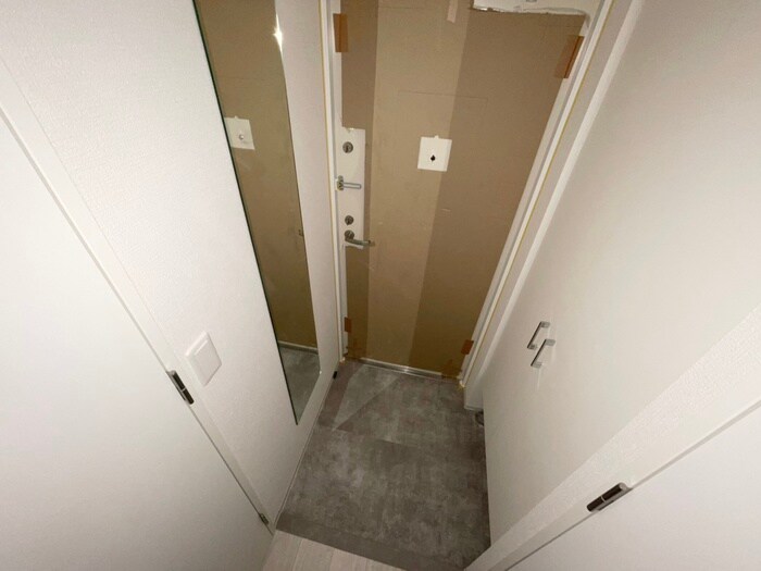 物件内観写真17　(玄関)