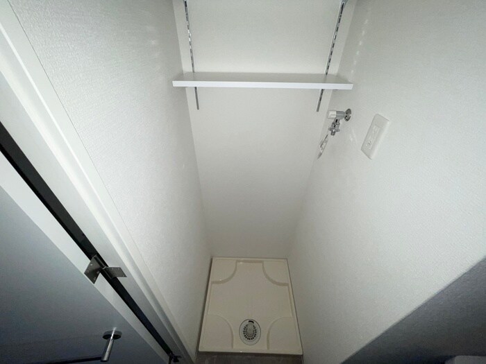 物件内観写真20　(洗濯機置場)
