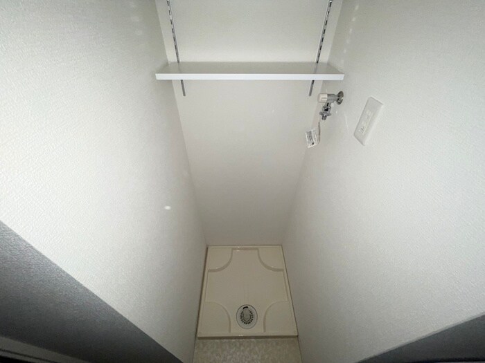 物件内観写真20　(洗濯機置場)