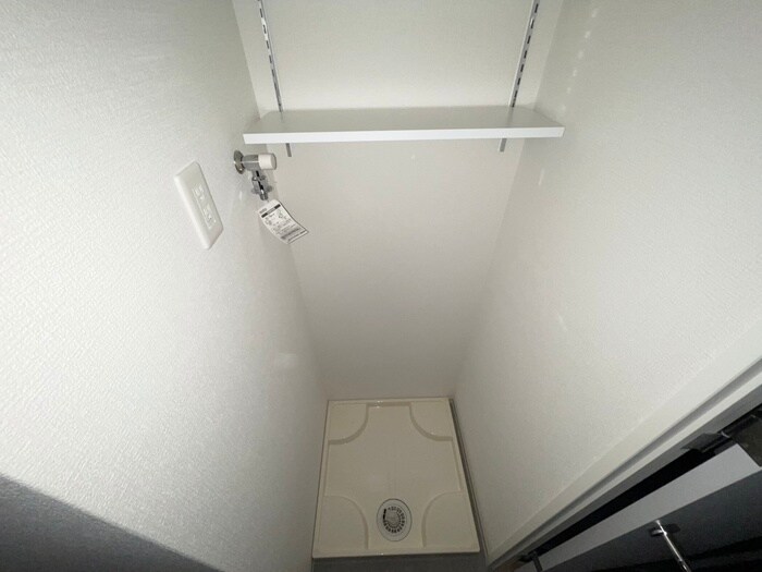 物件内観写真20　(洗濯機置場)