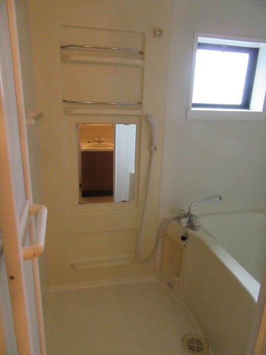 物件内観写真3　(バス／シャワールーム等)