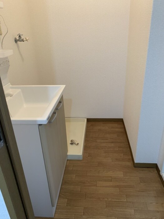 物件内観写真5　(洗面)