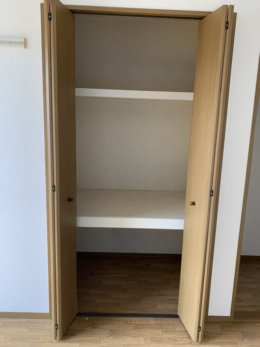物件内観写真7　(収納)