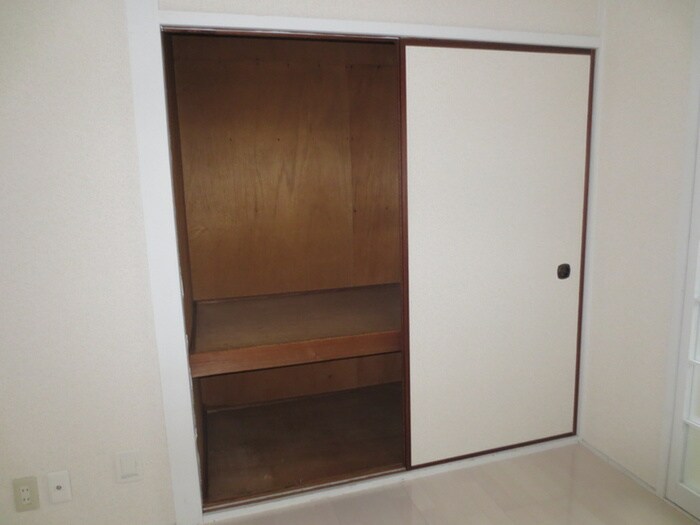 物件内観写真10　(靴箱)