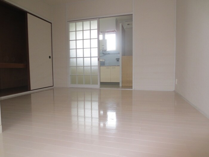 物件内観写真13　(居室)