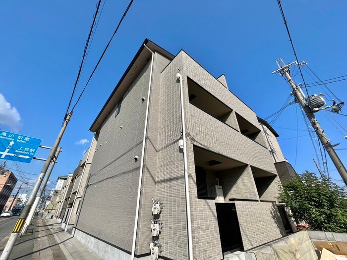 物件外観写真1　(外観写真)