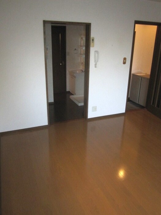 物件内観写真12　(収納)