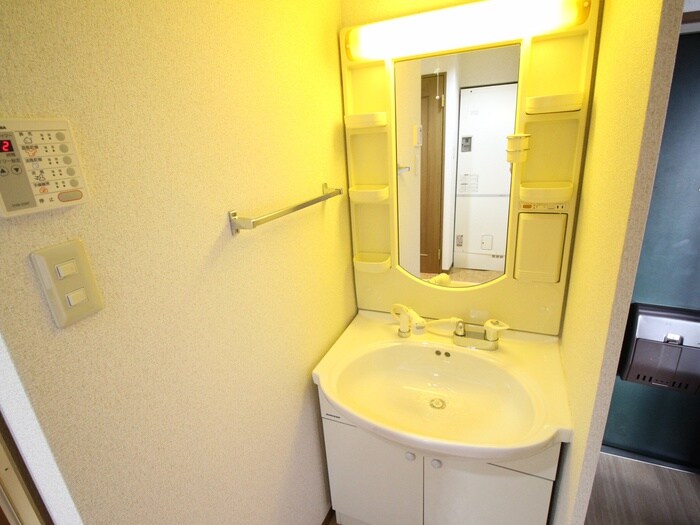 物件内観写真12　(洗面)