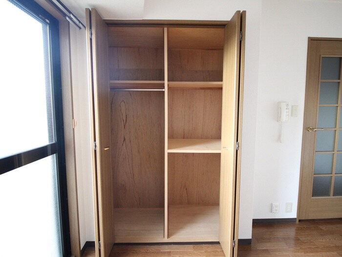 物件内観写真16　(収納)
