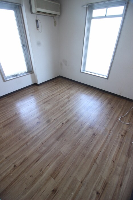 物件内観写真10　(居室)