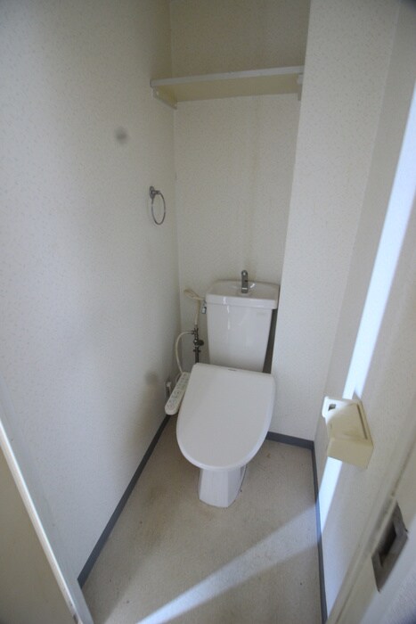物件内観写真13　(トイレ)