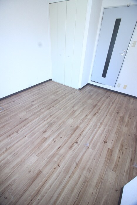 物件内観写真18　(居室)