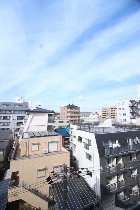 物件内観写真20　(室内からの展望)