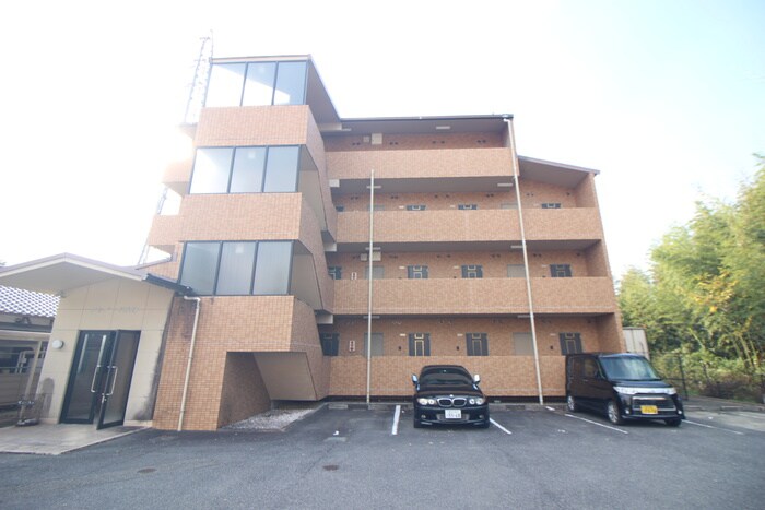 物件外観写真6　(外観写真)