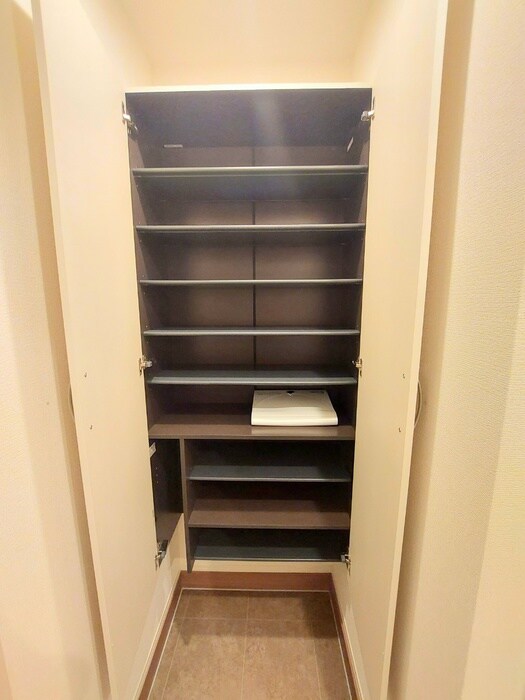 物件内観写真14　(靴箱)