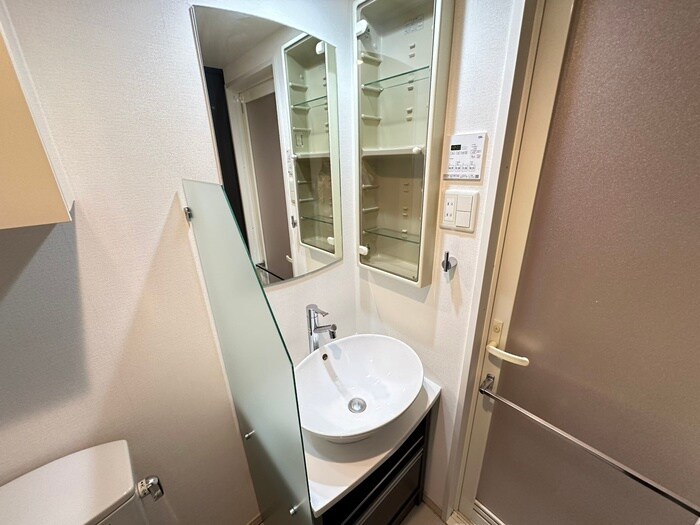 物件内観写真11　(洗面)